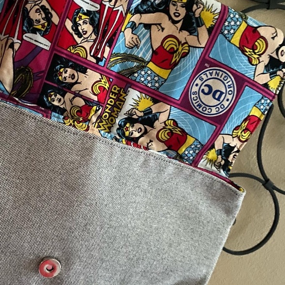 Fabric Clutch with DC Lined Fabric - Picture 3 of 3